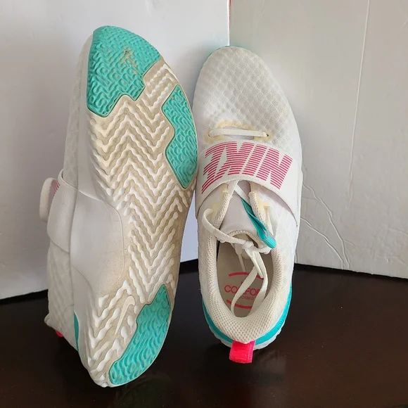 Nike Renew In  White Sneakers Women's Sz.8.5 - Picture 5 of 7